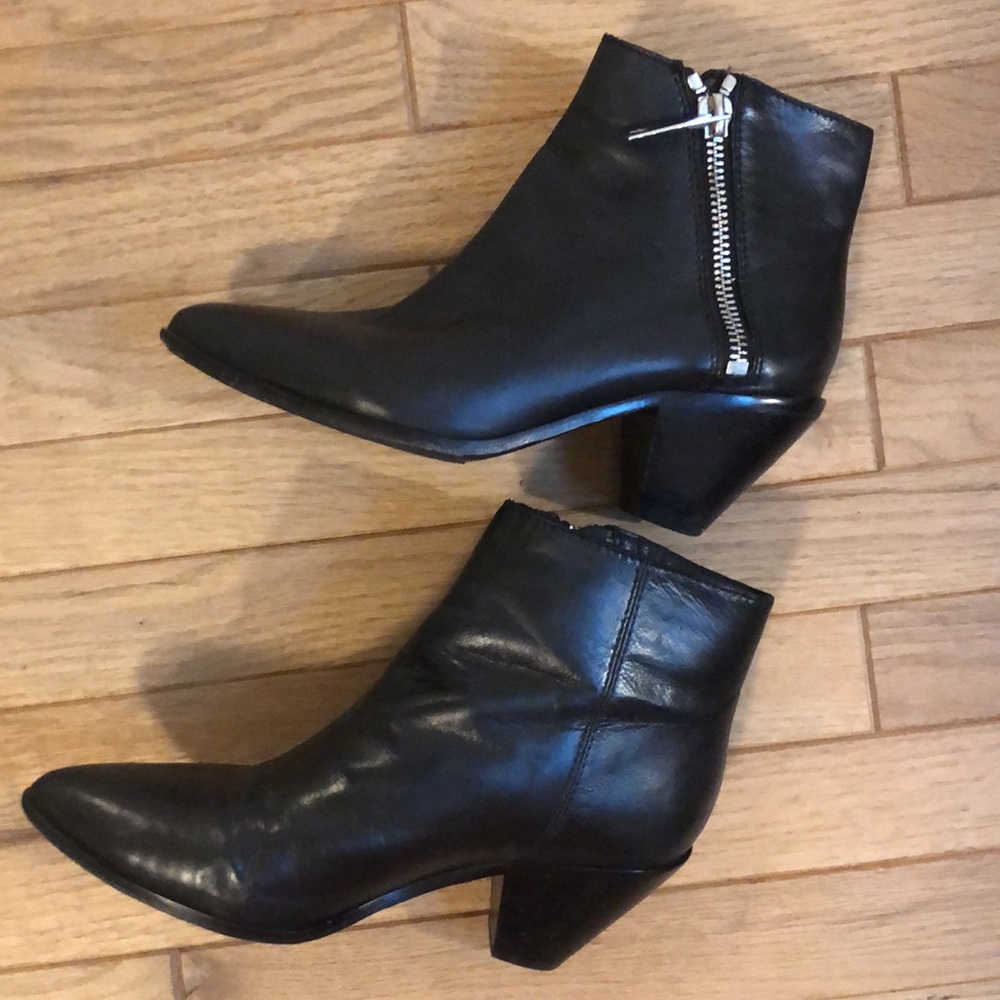 Frye Western Style Black Boots